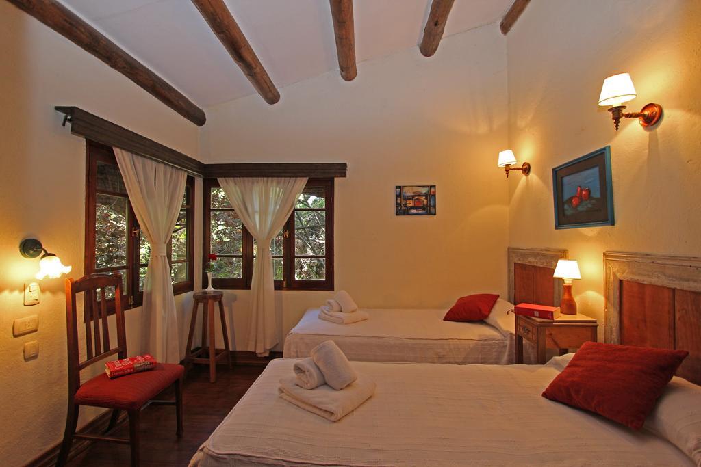 Casa Glebinias Hotel Chacras de Coria Luaran gambar