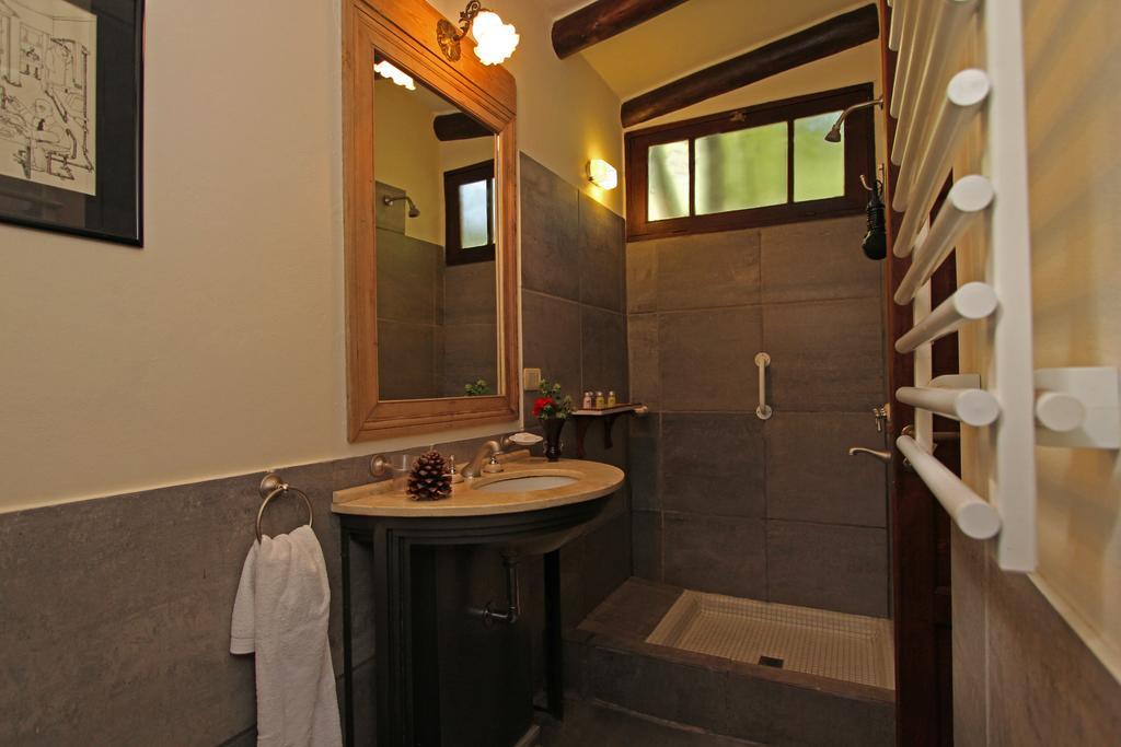 Casa Glebinias Hotel Chacras de Coria Luaran gambar