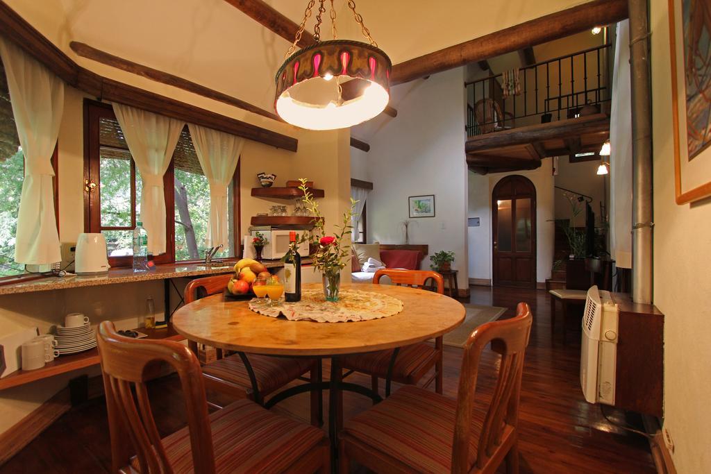 Casa Glebinias Hotel Chacras de Coria Luaran gambar